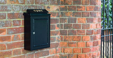 wall mounted letter boxes b&q